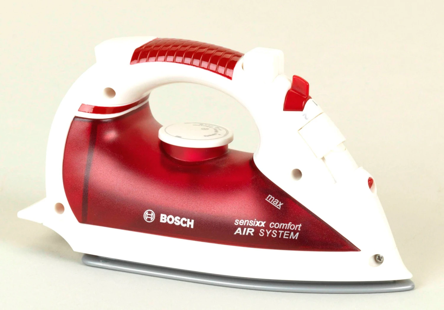 Theo Klein Bosch Bügeleisen Für Kinder Inkl. Wassersprüh-Funktion 6254 2 Theo Klein Bosch Bügeleisen Für Kinder Inkl. Wassersprüh-Funktion 6254 – Bild 2