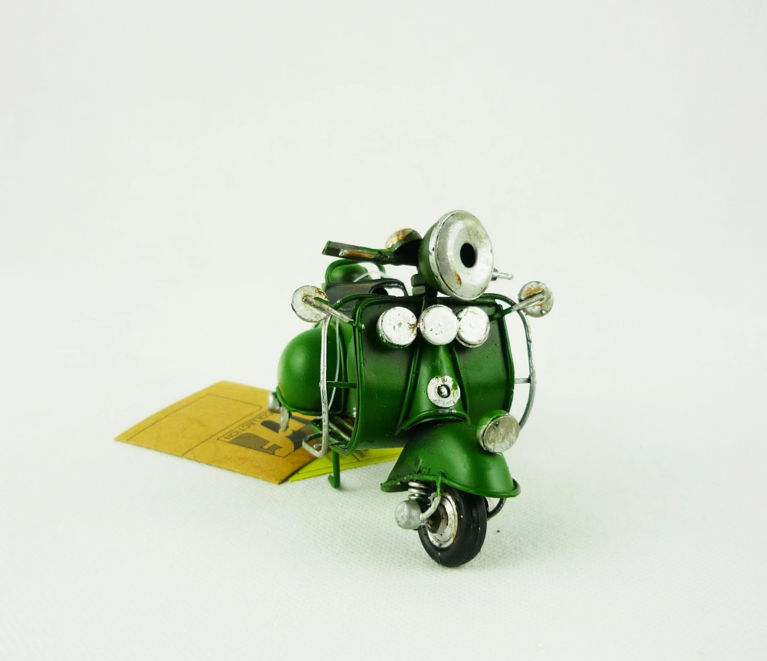 Blechmodell Mini-Roller Motorroller Ca 11,5x5,5x7,5cm 904444 Grün 5 Blechmodell Mini-Roller Motorroller Ca 11,5x5,5x7,5cm 904444 Grün – Bild 5