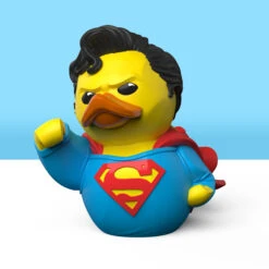 Badeente Numskull TUBBZ Cosplaying Duck - Superman (Limited Edition) -Nici Günstiges Plüsch Geschäft Superman TUBBZ PL Hi Res 2 1