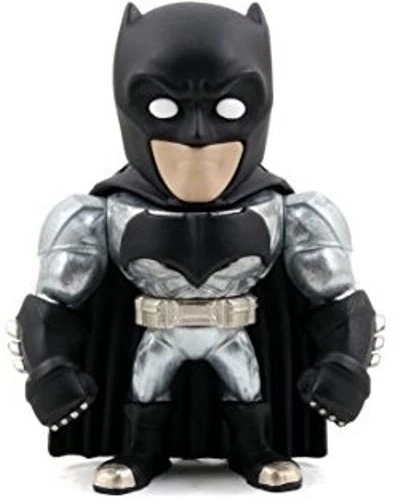 JADA Metals Die-Cast DC Comics Batman Vs Superman Batman (Classic) Limited Ca 10cm 2 JADA Metals Die-Cast DC Comics Batman Vs Superman Batman (Classic) Limited Ca 10cm – Bild 2